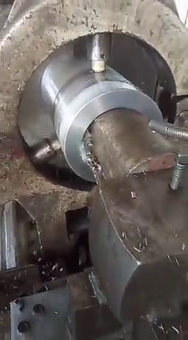 平時很難見到的機械加工過程